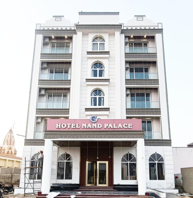 Hotel Nand Palace