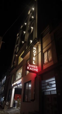 White Panda Hotels SHREE RADHE DWARKA